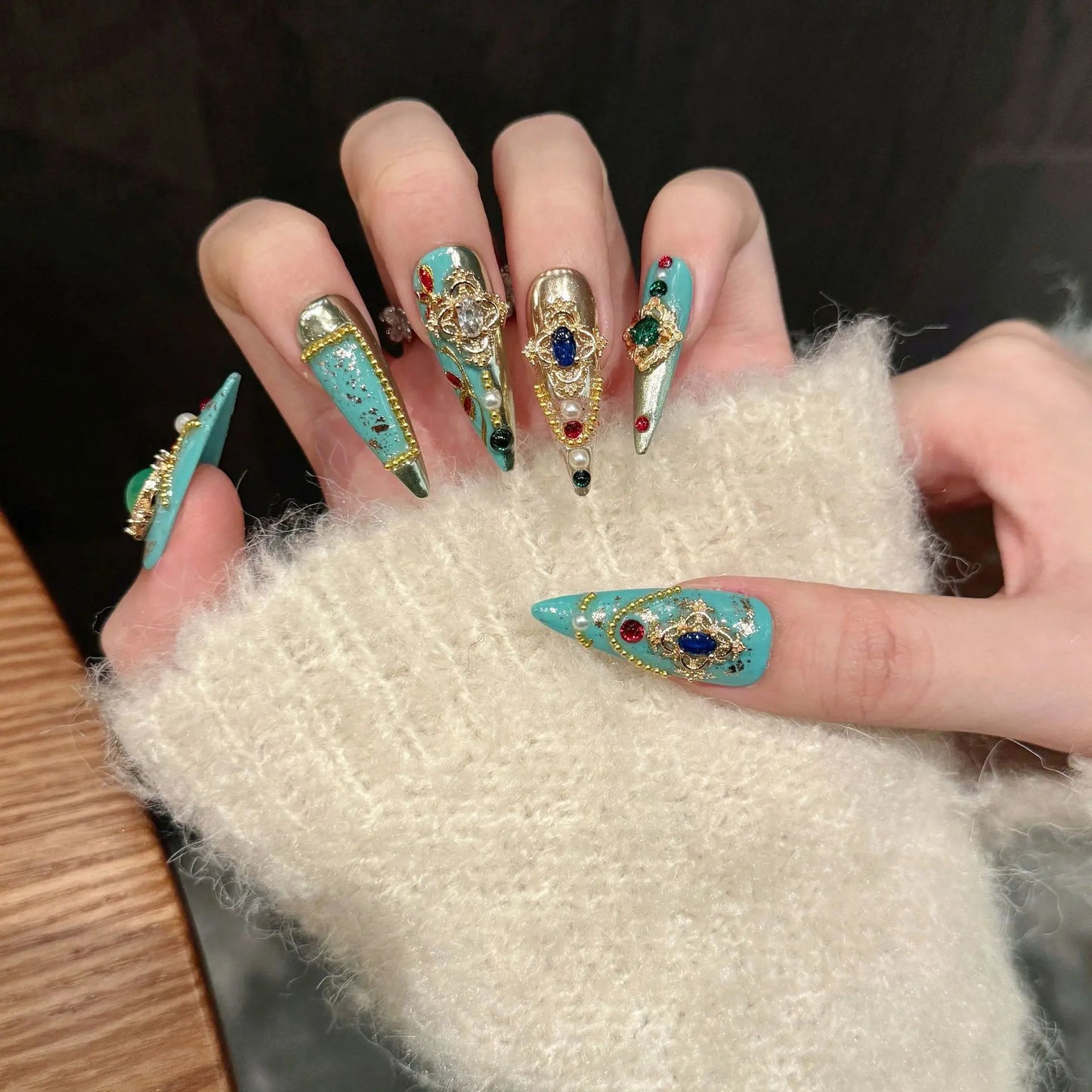 10p Wedding Flash Gold Nails