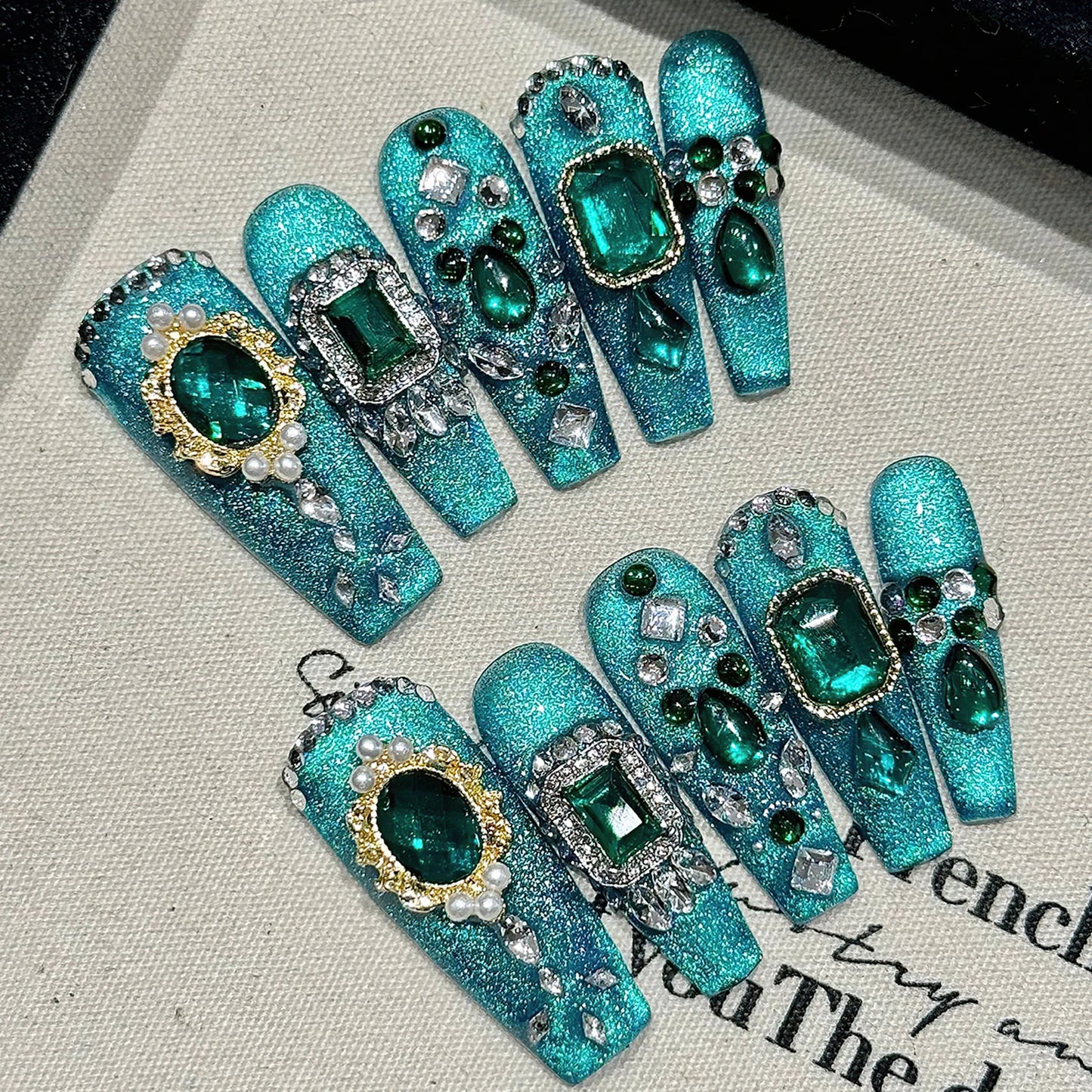 10pcs Handmade Emerald Nails